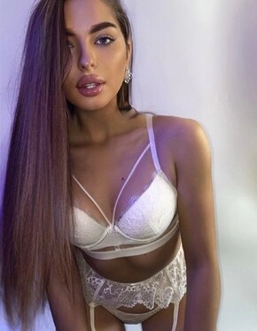 Kamilla Kamilla