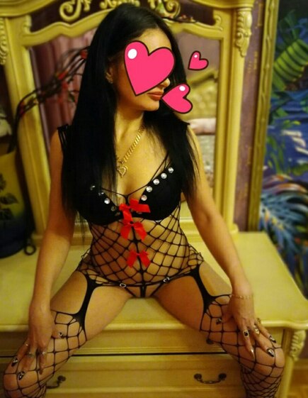 Prostituierte Elizaveta  Lviv: +380953432851